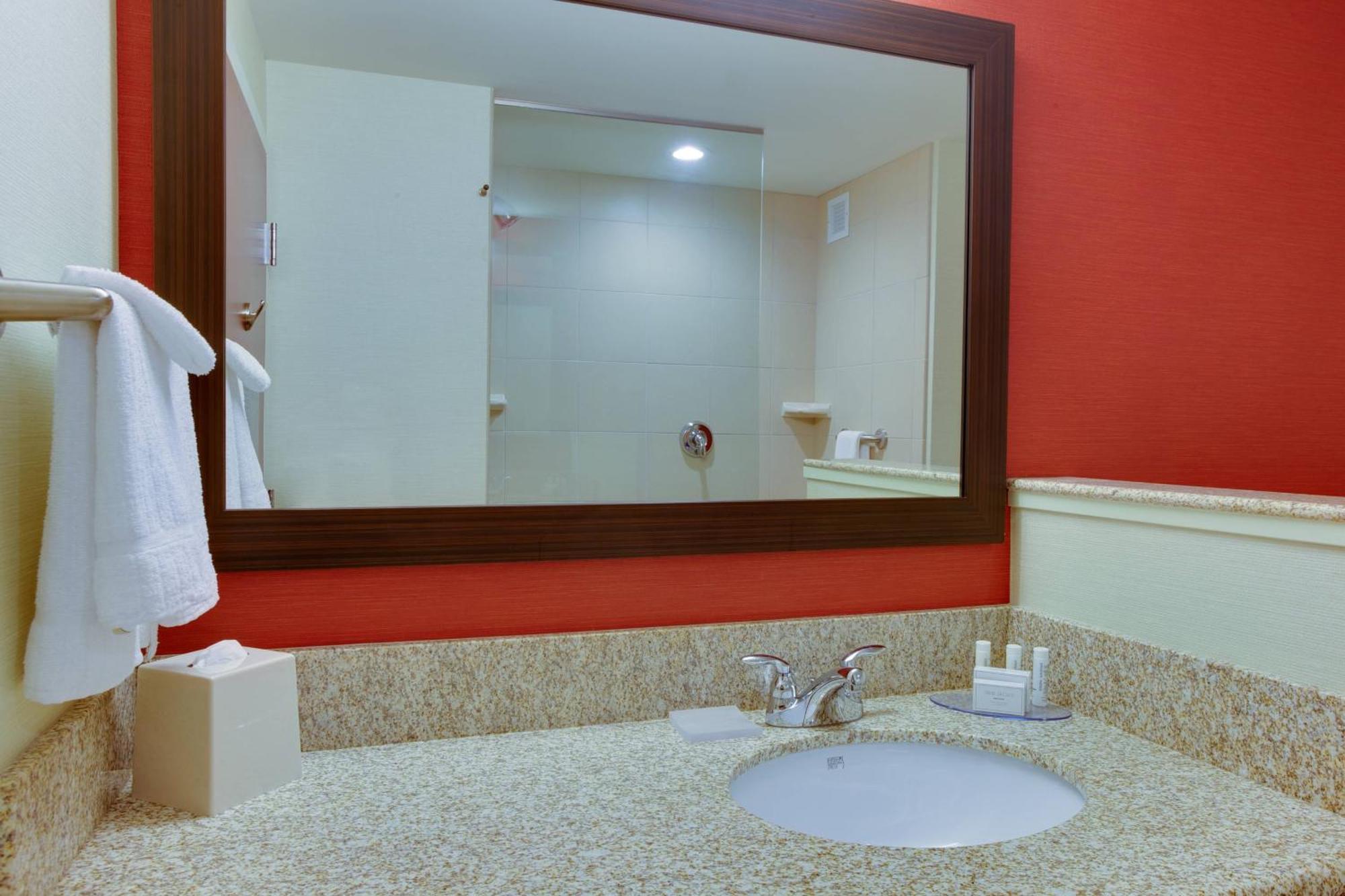 Courtyard By Marriott Pittsburgh North/Cranberry Woods Hotel Cranberry Township Kültér fotó